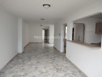 Apartamento en venta en Av 30 De Agosto, Pereira · foto 3 de 17