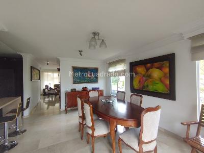 Casa de 3 alcobas en venta en Alamos, Pereira, 153 m² · foto 3 de 20