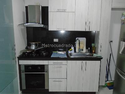 Apartamento en venta en Pinares, Pereira · foto 2 de 12