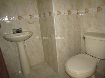 Casa de 5 alcobas en venta en Homcenter, Pereira, 170 m² · foto 3 de 15