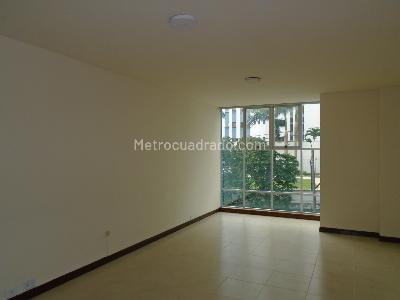 Apartamento en venta en Los Alpes, Pereira · foto 3 de 16