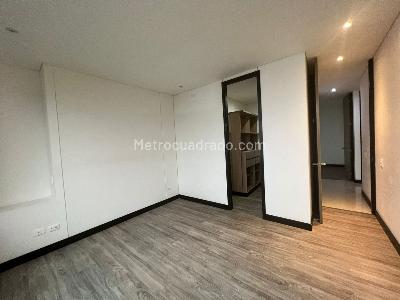 Apartamento en venta en Alamos, Pereira · foto 5 de 10