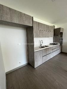 Apartamento en venta en Homencenter, Pereira · foto 3 de 13