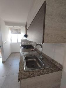 Apartamento en venta en Galicia, Pereira · foto 3 de 14