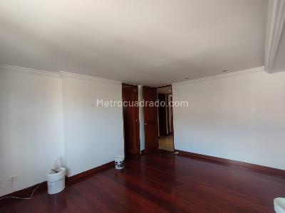Casa de 3 alcobas en arriendo en Pinares Alto, Pereira, 237 m² · foto 11 de 20