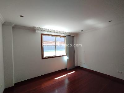 Casa de 3 alcobas en arriendo en Pinares Alto, Pereira, 237 m² · foto 16 de 20