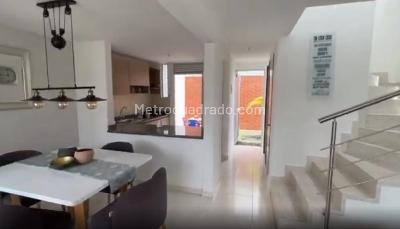 Casa en venta en Galicia, Pereira · foto 9 de 17