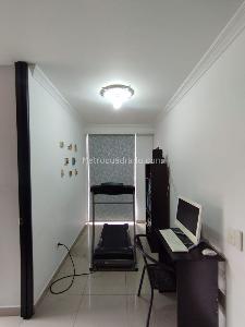 Apartamento en venta en Pinares, Pereira · foto 9 de 19