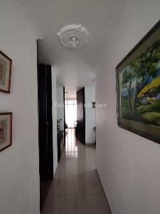Apartamento en venta en Pinares, Pereira · foto 8 de 19