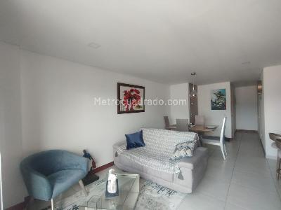 Apartamento en venta en Los Alpes, Pereira · foto 3 de 12