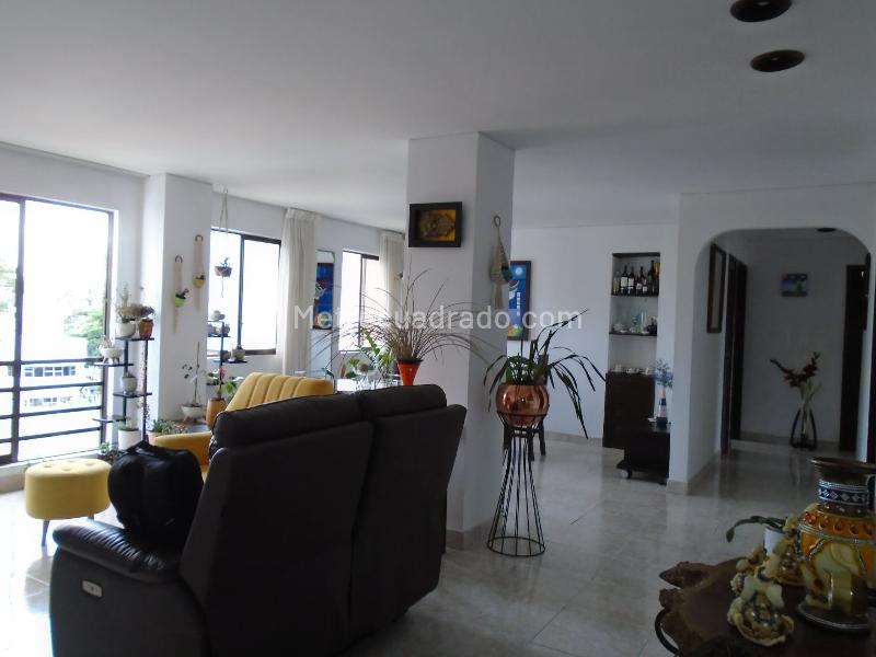 Apartamento en Arriendo, CIRCUNVALAR, Pereira