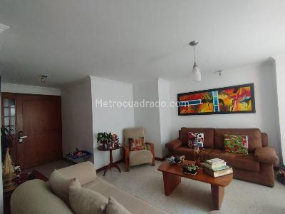 Apartamento en venta en Los Alpes, Pereira · foto 3 de 19