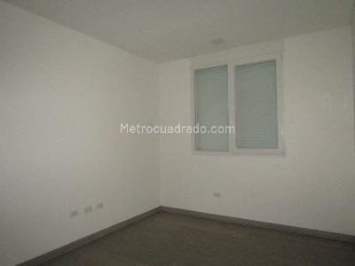Apartamento de 2 alcobas en venta en Homecenter, Pereira, 80 m² · foto 5 de 12