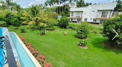 Casa de 5 alcobas en venta en Cerritos, Pereira, 380 m² · foto 2 de 18