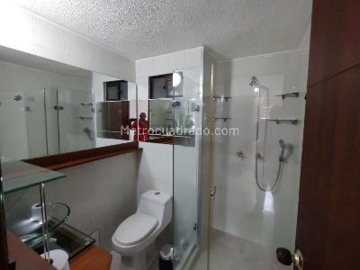Apartamento en venta en Pinares, Pereira · foto 4 de 7