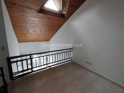 Apartamento en venta en Pinares, Pereira · foto 6 de 7