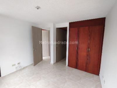 Apartamento en venta en Pinares, Pereira · foto 5 de 10