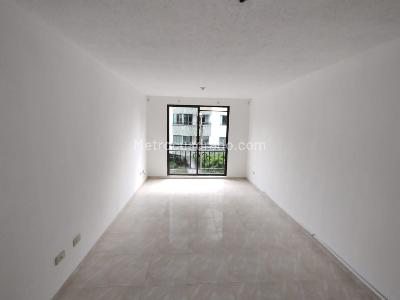 Apartamento en venta en Pinares, Pereira · foto 3 de 10