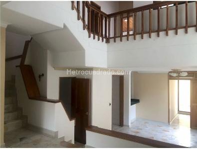 Casa en venta en Circunvalar, Pereira · foto 3 de 14