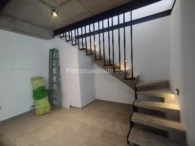 Apartamento en venta en Pinares, Pereira · foto 3 de 17