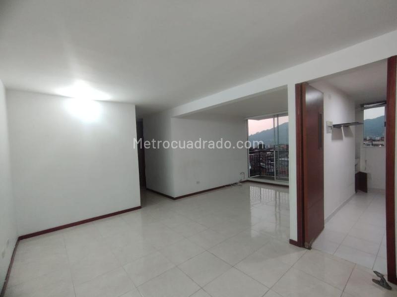 Apartamento en Arriendo, CIRCUNVALAR, Pereira