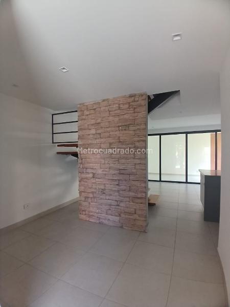 Casa – Pereira - Más