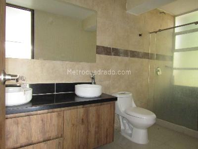 Casa de 3 alcobas en venta en Cerritos, Pereira, 380 m² · foto 16 de 20