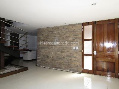 Casa en venta en La Villa, Pereira · foto 3 de 20