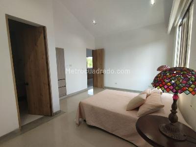 Casa de 5 alcobas en venta en Cerritos, Pereira, 580 m² · foto 17 de 18