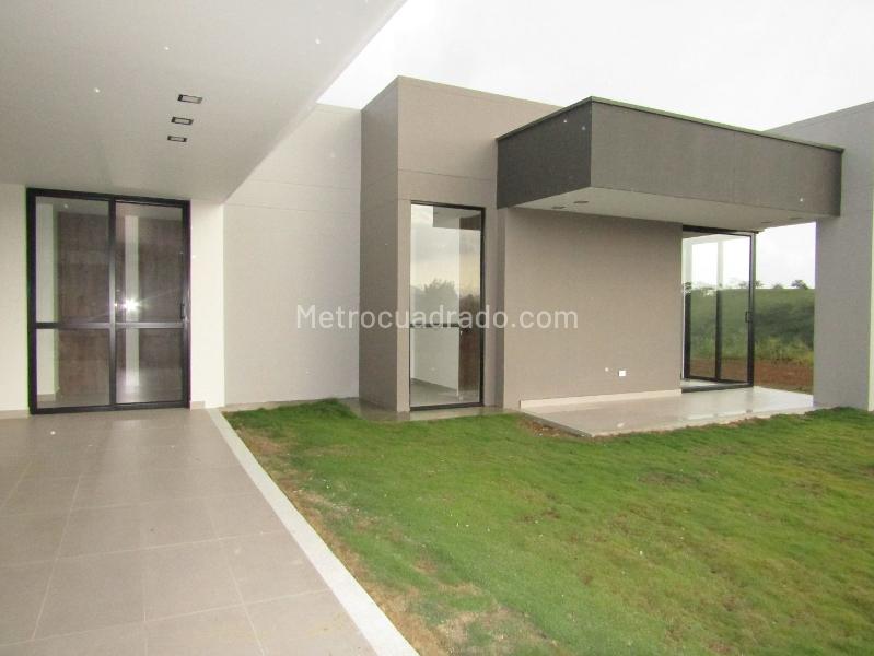 Casa – Pereira - Más