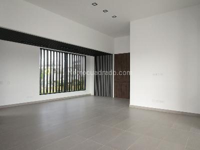 Casa de 3 alcobas en venta en Cerritos, Pereira, 297 m² · foto 7 de 20
