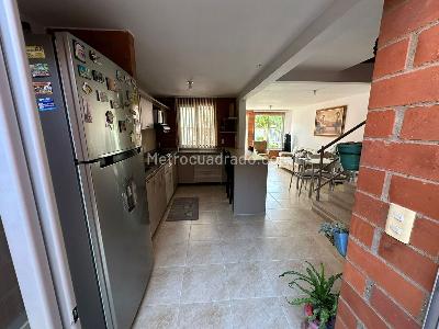 Casa en venta en Galicia, Pereira · foto 3 de 5
