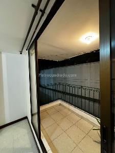 Apartamento en venta en Pinares, Pereira · foto 5 de 12