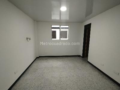 Casa de 5 alcobas en venta en Avenida 30 De Agosto, Pereira, 709 m² · foto 15 de 19