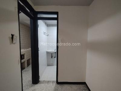 Casa de 5 alcobas en venta en Avenida 30 De Agosto, Pereira, 709 m² · foto 10 de 19