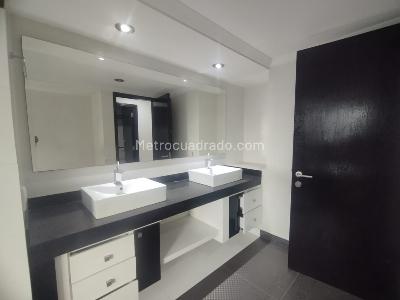 Apartamento en venta en Pinares, Pereira · foto 11 de 20