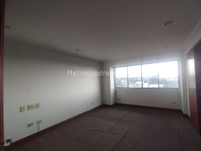 Apartamento en venta en Pinares, Pereira · foto 8 de 17