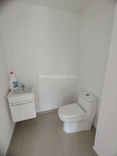 Local Comercial en Arriendo, ALAMOS, Pereira - Más