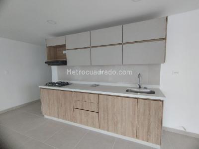 Apartamento en venta en Alamos, Pereira · foto 5 de 16