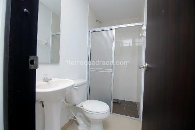 Apartamento en venta en Pinares, Pereira · foto 6 de 19