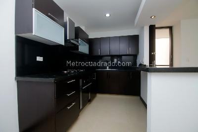 Apartamento en venta en Pinares, Pereira · foto 3 de 19