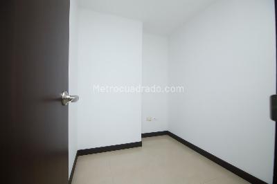 Apartamento en venta en Pinares, Pereira · foto 5 de 19