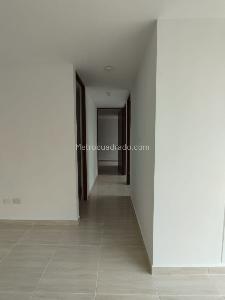 Apartamento en venta en Pereira, Pereira · foto 5 de 9