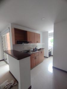 Apartaestudio en venta en Pinares Alto, Pereira, 60 m² · foto 3 de 7