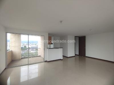 Apartaestudio en venta en Pinares, Pereira, 70 m² · foto 3 de 11