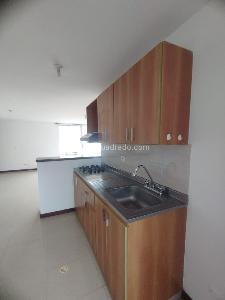 Apartaestudio en venta en Pinares, Pereira, 70 m² · foto 6 de 11