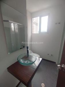 Apartaestudio en venta en Pinares, Pereira, 70 m² · foto 7 de 11