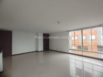 Apartaestudio en venta en Pinares, Pereira, 70 m² · foto 4 de 11