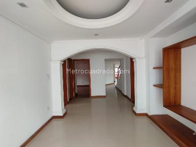 Apartamento en venta en Alamos, Pereira · foto 4 de 16