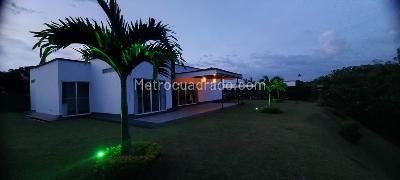 Casa en venta en Pereira, Pereira · foto 2 de 10